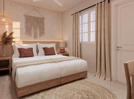 TWIN PALMS 'Beach House' - New surf front location，位于图鲁斯杜的酒店