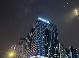 Mustel