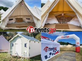 IntentsGP @ Isle of Man TT, IOMTT，位于道格拉斯的豪华帐篷