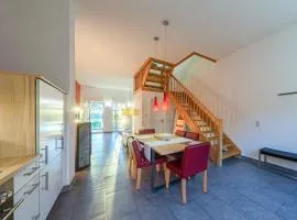 Schwan - Ferienwohnung am Loppiner See mit Terrasse und Sauna