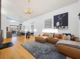 Station House - Mansfield - Sleeps 8