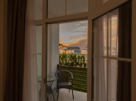 Astalanya Resort，位于连科兰的酒店