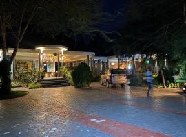 Boloti Camp resort，位于Lemira的酒店