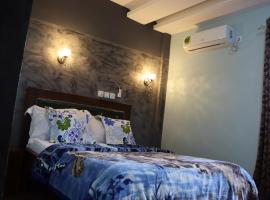 Complexe sportif, hotel Mandanda，位于Edéa的酒店
