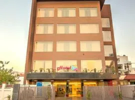 Hotel 91 Huda Premier