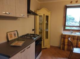 R&B Piccolo Borgo Tralacosta，位于贝尔切托的酒店