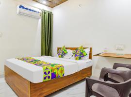 The Second Home -Your Happiness Is Our Priority-ISBT Dehradun，位于德拉敦的酒店