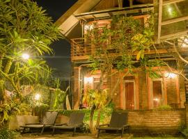 Uma Dewa homestay，位于克拉玛斯的酒店