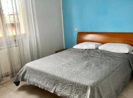 Appartamento 550 mt dal mare，位于蓬他码头的酒店