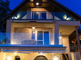 KICIKLA Fire & Wine，位于Nagybakónak的酒店