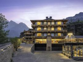 Palchan Hotel & Spa - A member of Radisson Individuals Retreats，位于马拉里的酒店