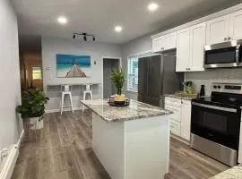 Stylish 5-bedroom near Downtown Providence & Providence College