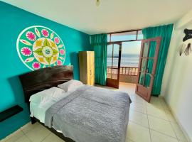 The King Frog Beach Hostal，位于万查科的酒店