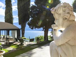 Boutique Hotel Villa Sostaga，位于加尔尼亚诺的酒店