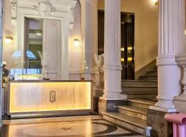 蓝色洛尔克酒店