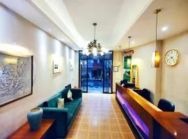 Dzongkar - MG Marg - 3 Star Hotel