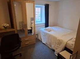 Cozy room close to University of Derby