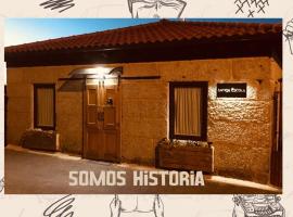 Casa Escuela Trasmiras VUT OR 786，位于Trasmiras的酒店
