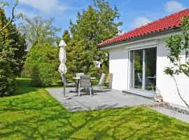 Ferienhaus mit Sauna u Terrasse im Zentrum von Rügen