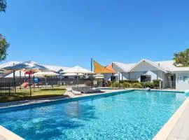 Escape to 28 at Cape View