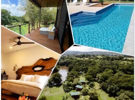 Yumas Riverfront Lodge，位于圣伊格纳西奥的酒店