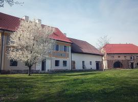 Vila Organica，位于Vroutek的酒店