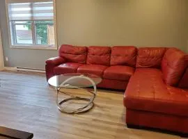 Grande maison excellente et luxueuse