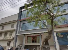 Townhouse Townhouse Atal Chowk Indirapuram Ghaziabad