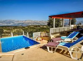Family friendly house with a swimming pool Praznica, Brac - 24570