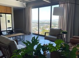 2 recámaras con hermosa vista!，位于Hércules的酒店