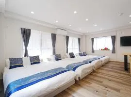 Unite Stay URAYASU 101 8 minutes by car or 15 minutes by bus to Disneyland