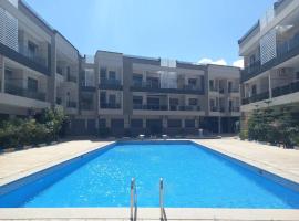 Saidia marina CARACAS WIFI Clim Piscine 100 Metre de plage，位于萨伊迪耶的酒店