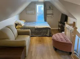 Lovely Loft Apartment