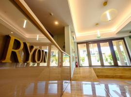 Hotel Ryon