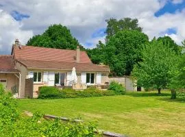 La Maison et son jardin sur le Canal de Bourgogne