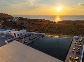 Serenità Luxury Suites，位于阿克罗蒂里的酒店