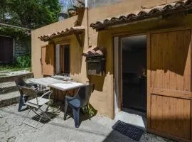 1 Bedroom Cozy Apartment In Lozzi