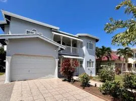 5-Bed Villa with pool in Runaway Bay Jamaica