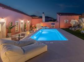 Arhontiko Arhanes Suites，位于阿卡尼斯的酒店