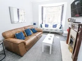 15 South Avenue Mews
