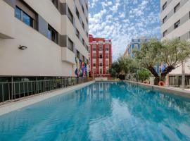 Livensa Living Studios Valencia Marina Real Hotel-Apartamento，位于瓦伦西亚的自助式住宿