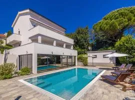 Villa PHOENIX