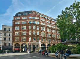 Radisson Blu Hotel, London Leicester Square，位于伦敦的酒店