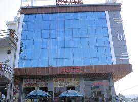 Hotel Om Palace，位于斋浦尔的酒店