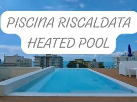 Hotel Villa Eugenia - 3 Stelle Superior con Private SPA e Piscina，位于利多迪耶索罗的酒店