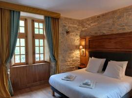 Hôtel-Restaurant Le Manoir De Montesquiou，位于拉马莱恩的酒店