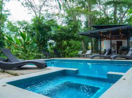 Selva Color - Forest & Beach EcoLodge，位于Quebrada Ganado的酒店