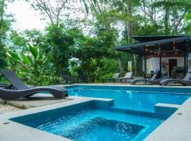 Selva Color - Forest & Beach EcoLodge