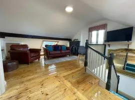 One bedroom loft apartment central Worcester