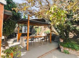 MalaYerba Hostel，位于瓦尔帕莱索的酒店
